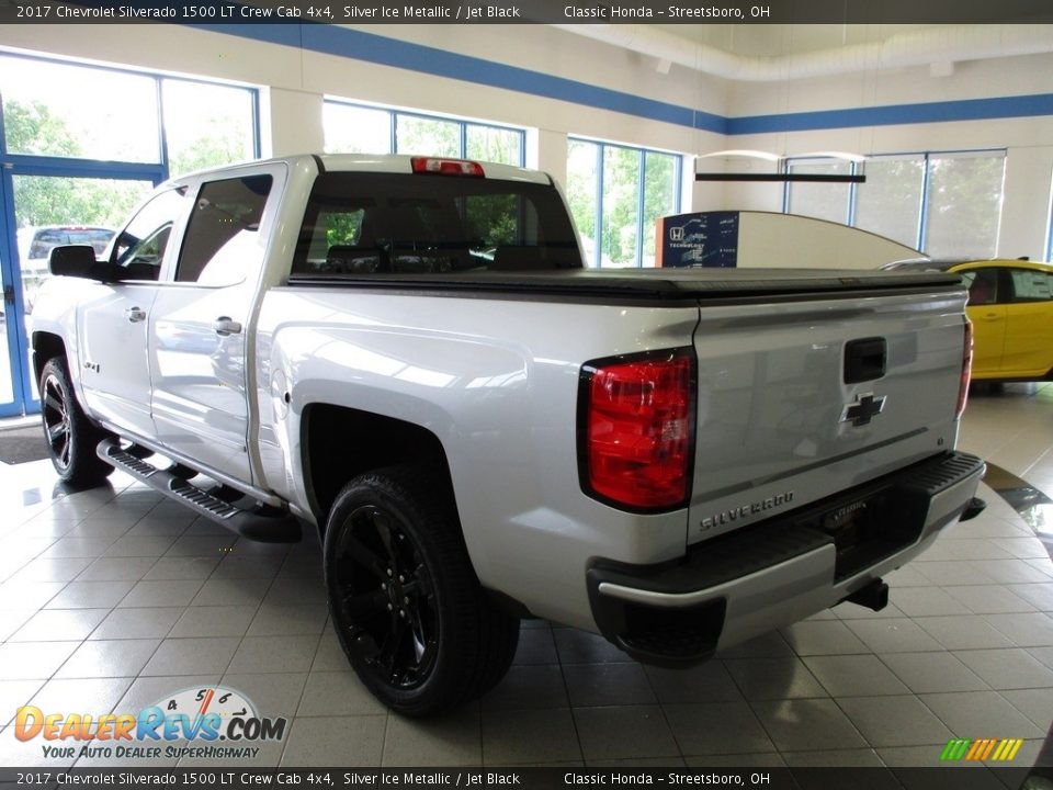 2017 Chevrolet Silverado 1500 LT Crew Cab 4x4 Silver Ice Metallic / Jet Black Photo #10
