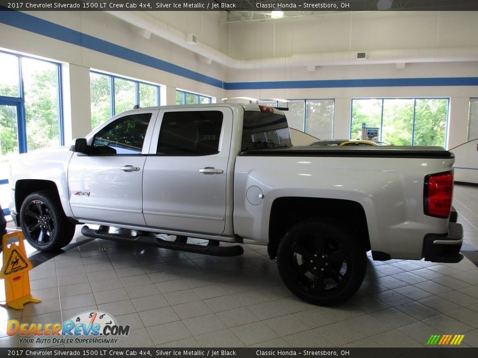 2017 Chevrolet Silverado 1500 LT Crew Cab 4x4 Silver Ice Metallic / Jet Black Photo #11