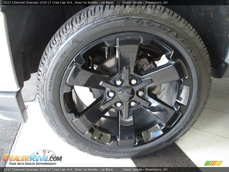 2017 Chevrolet Silverado 1500 LT Crew Cab 4x4 Silver Ice Metallic / Jet Black Photo #13