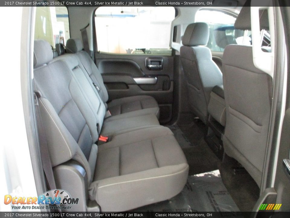 2017 Chevrolet Silverado 1500 LT Crew Cab 4x4 Silver Ice Metallic / Jet Black Photo #20