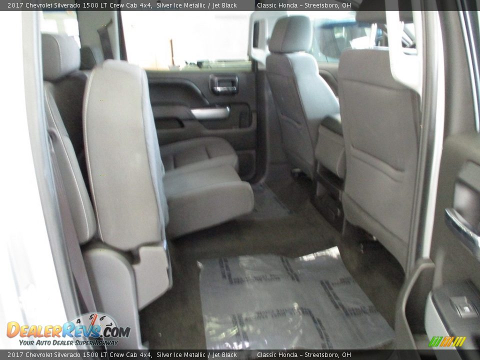 2017 Chevrolet Silverado 1500 LT Crew Cab 4x4 Silver Ice Metallic / Jet Black Photo #21