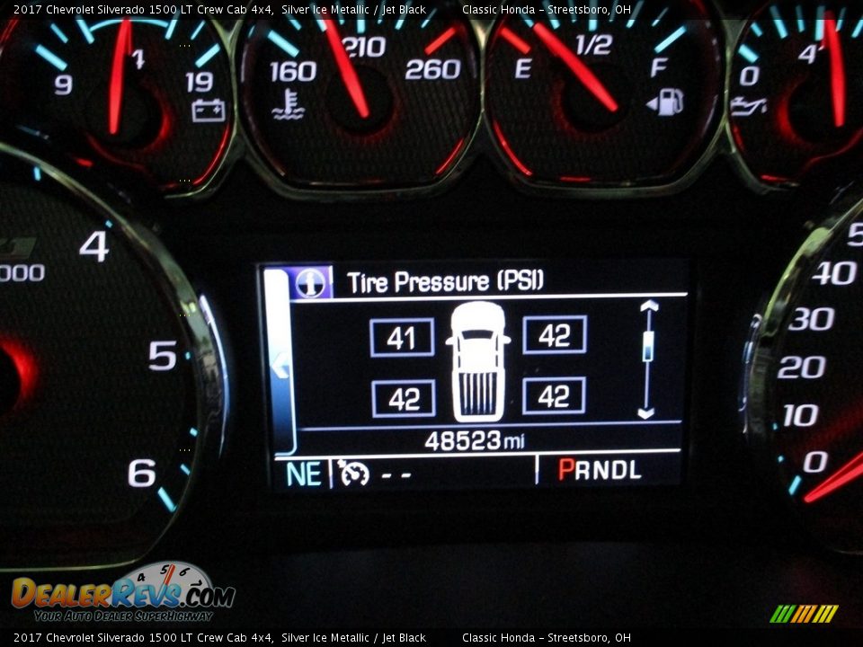 2017 Chevrolet Silverado 1500 LT Crew Cab 4x4 Silver Ice Metallic / Jet Black Photo #33