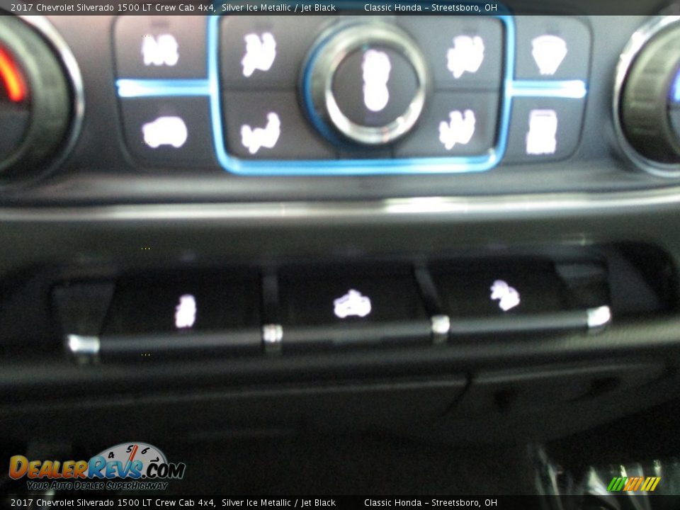 2017 Chevrolet Silverado 1500 LT Crew Cab 4x4 Silver Ice Metallic / Jet Black Photo #34