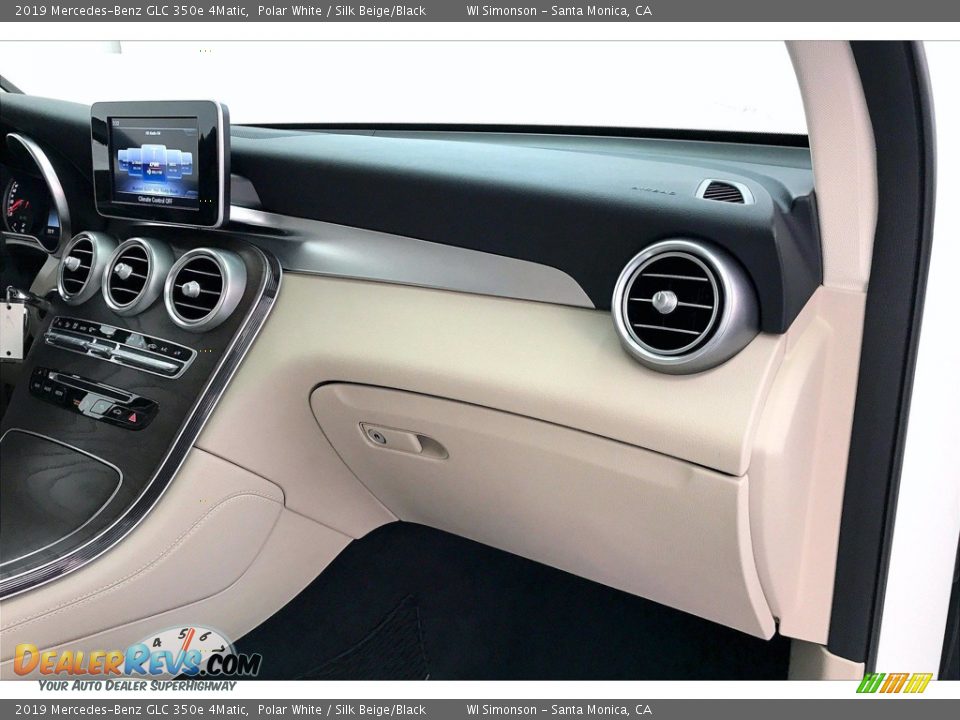 2019 Mercedes-Benz GLC 350e 4Matic Polar White / Silk Beige/Black Photo #16