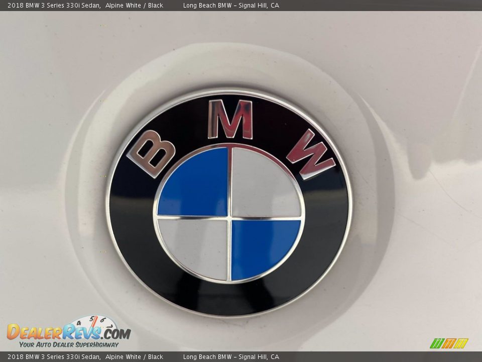 2018 BMW 3 Series 330i Sedan Alpine White / Black Photo #10