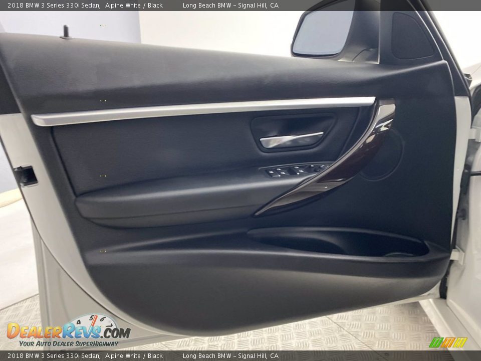 2018 BMW 3 Series 330i Sedan Alpine White / Black Photo #13