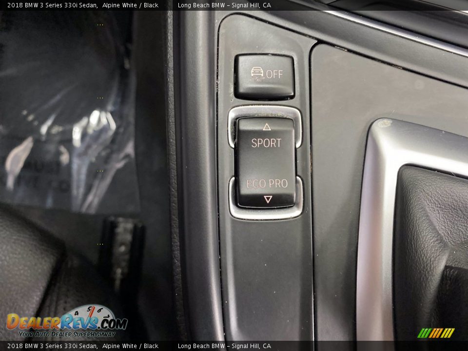 2018 BMW 3 Series 330i Sedan Alpine White / Black Photo #28