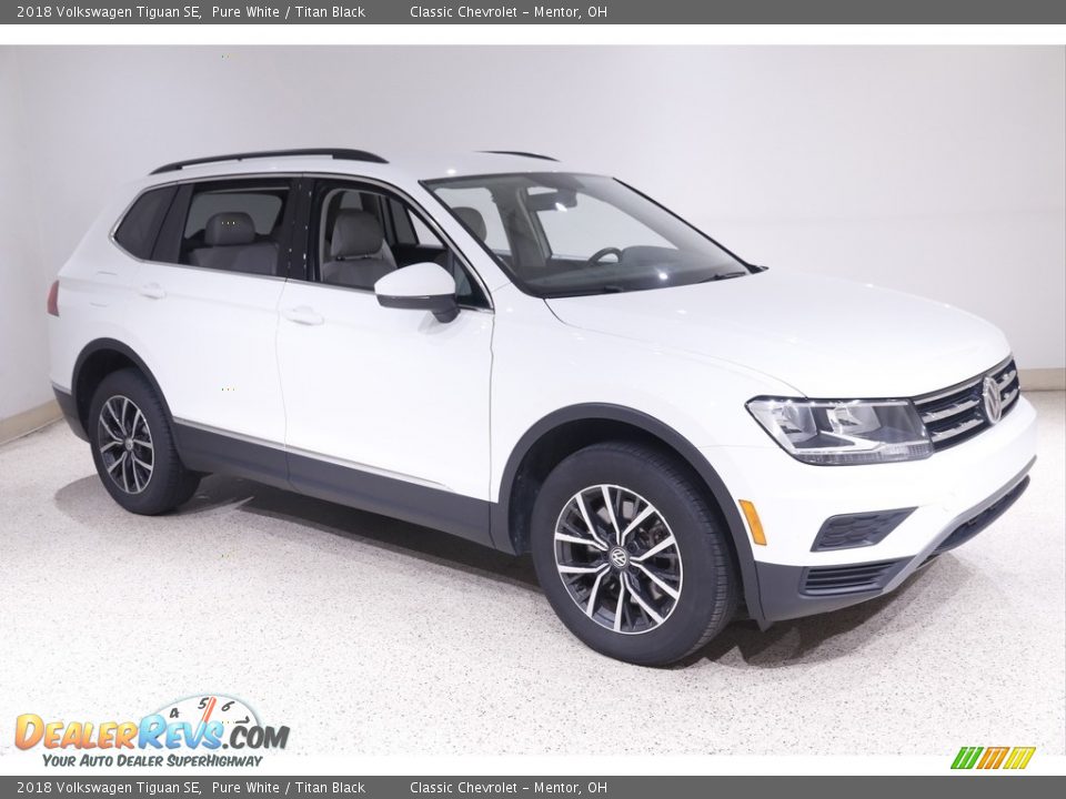 2018 Volkswagen Tiguan SE Pure White / Titan Black Photo #1