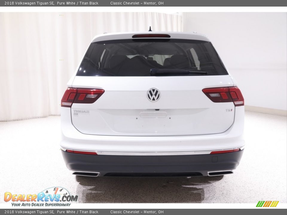 2018 Volkswagen Tiguan SE Pure White / Titan Black Photo #17