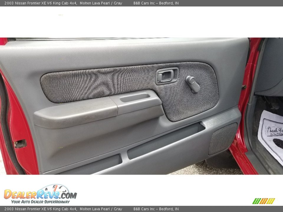 Door Panel of 2003 Nissan Frontier XE V6 King Cab 4x4 Photo #11