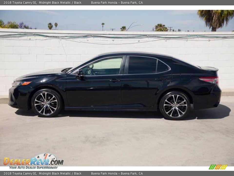 2018 Toyota Camry SE Midnight Black Metallic / Black Photo #10