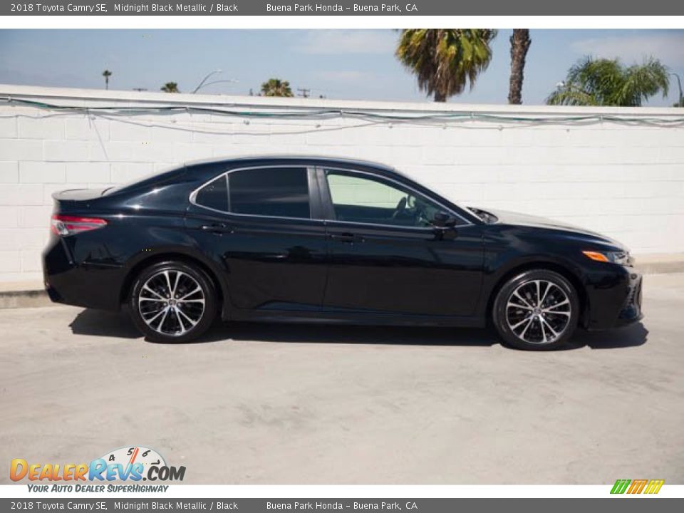 2018 Toyota Camry SE Midnight Black Metallic / Black Photo #14