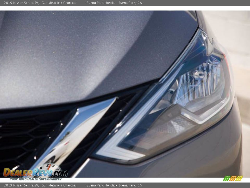 2019 Nissan Sentra SV Gun Metallic / Charcoal Photo #9