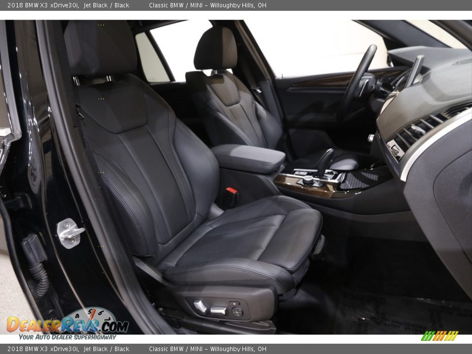 2018 BMW X3 xDrive30i Jet Black / Black Photo #17