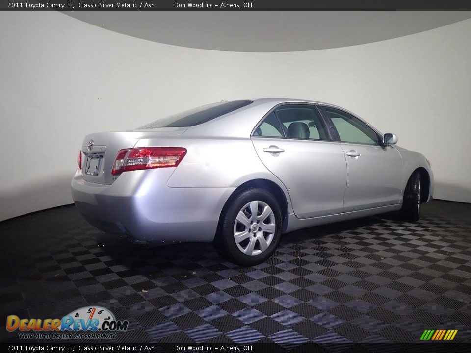 2011 Toyota Camry LE Classic Silver Metallic / Ash Photo #13