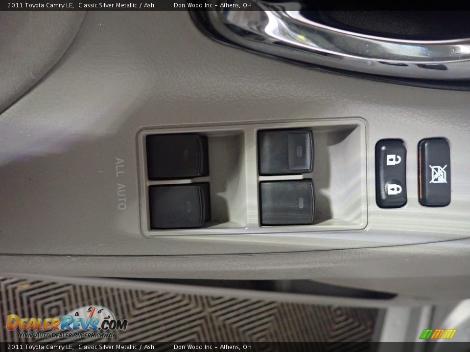 2011 Toyota Camry LE Classic Silver Metallic / Ash Photo #18