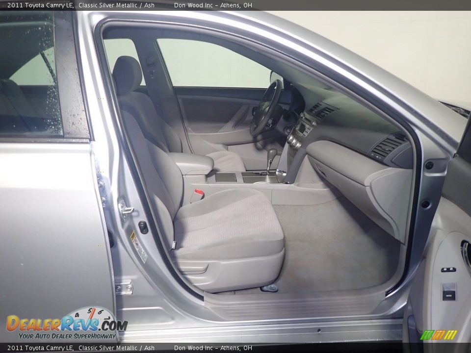 2011 Toyota Camry LE Classic Silver Metallic / Ash Photo #35