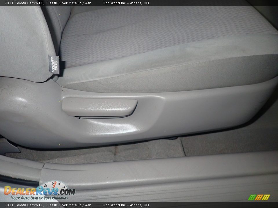 2011 Toyota Camry LE Classic Silver Metallic / Ash Photo #36