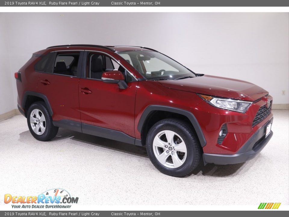2019 Toyota RAV4 XLE Ruby Flare Pearl / Light Gray Photo #1