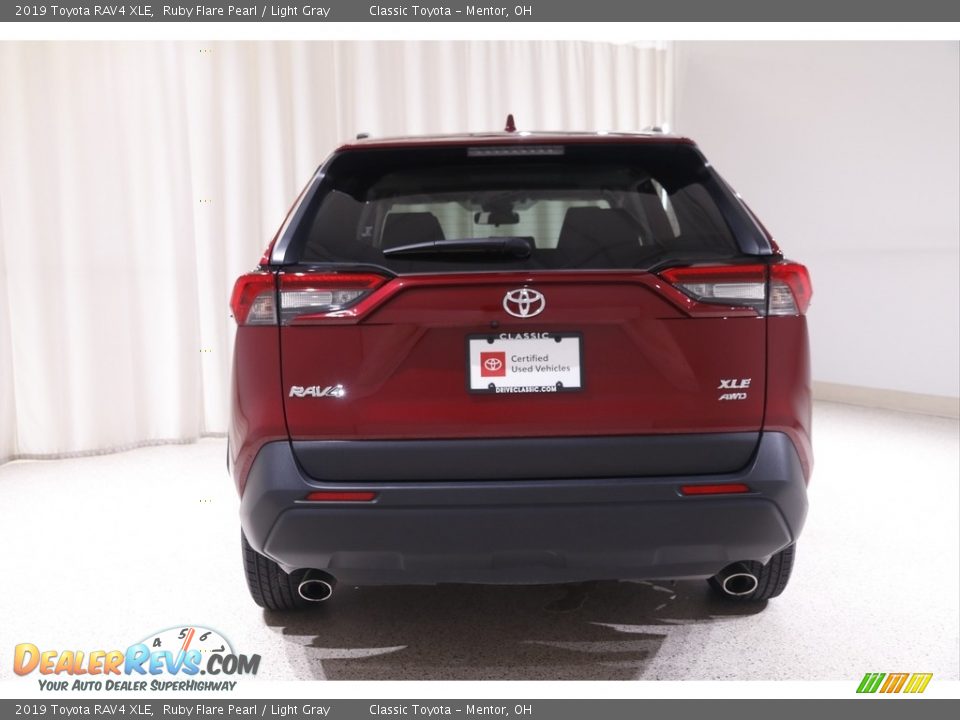2019 Toyota RAV4 XLE Ruby Flare Pearl / Light Gray Photo #17