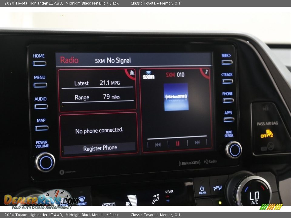 2020 Toyota Highlander LE AWD Midnight Black Metallic / Black Photo #10