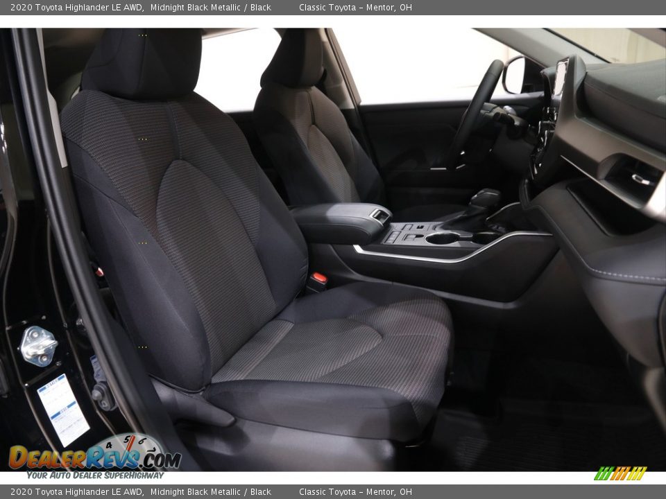 2020 Toyota Highlander LE AWD Midnight Black Metallic / Black Photo #15