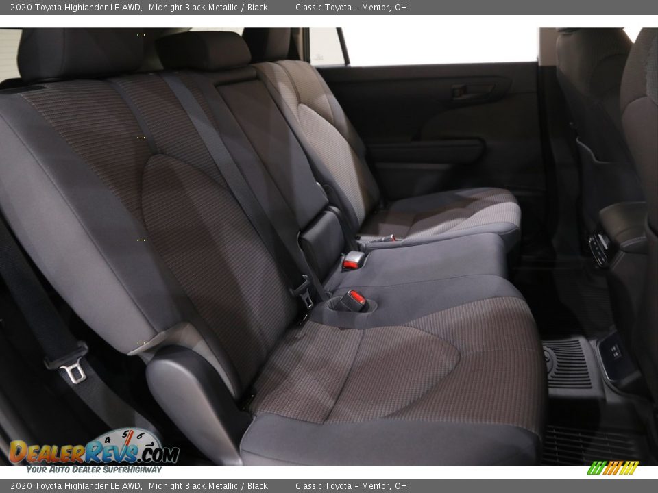 2020 Toyota Highlander LE AWD Midnight Black Metallic / Black Photo #16