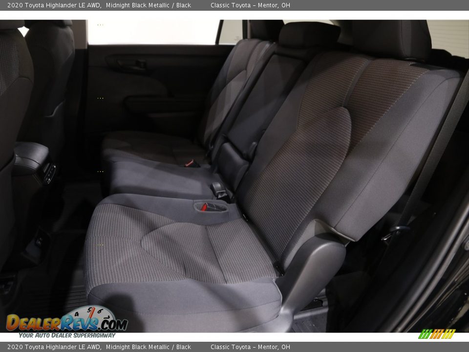 2020 Toyota Highlander LE AWD Midnight Black Metallic / Black Photo #17