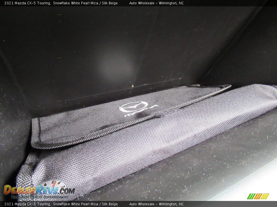 2021 Mazda CX-5 Touring Snowflake White Pearl Mica / Silk Beige Photo #20