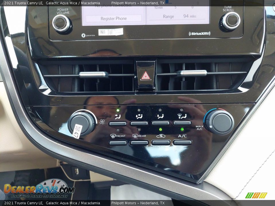 2021 Toyota Camry LE Galactic Aqua Mica / Macadamia Photo #22