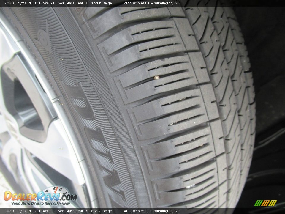 2020 Toyota Prius LE AWD-e Sea Glass Pearl / Harvest Beige Photo #8