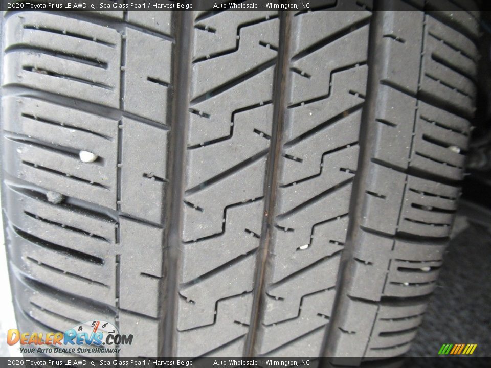 2020 Toyota Prius LE AWD-e Sea Glass Pearl / Harvest Beige Photo #9