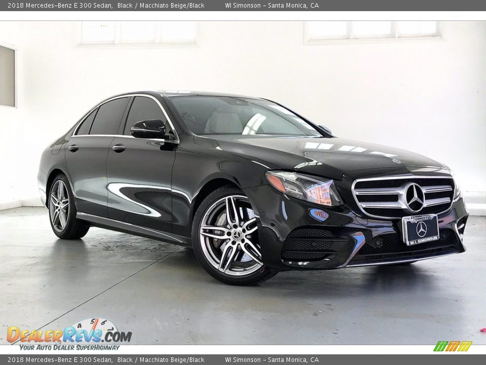 2018 Mercedes-Benz E 300 Sedan Black / Macchiato Beige/Black Photo #34