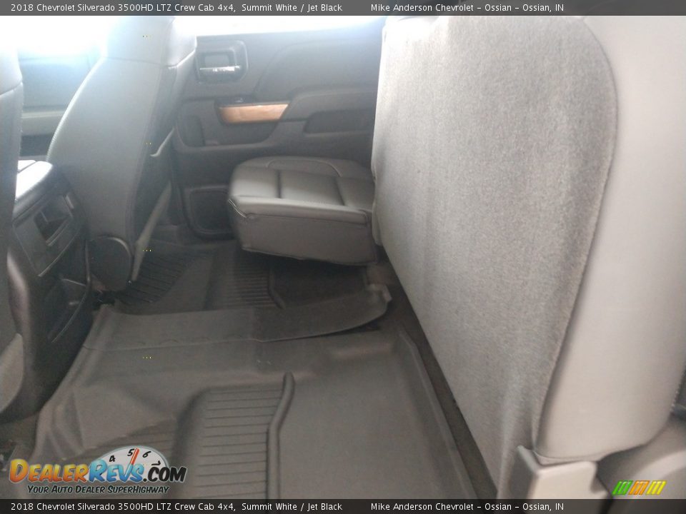 2018 Chevrolet Silverado 3500HD LTZ Crew Cab 4x4 Summit White / Jet Black Photo #17