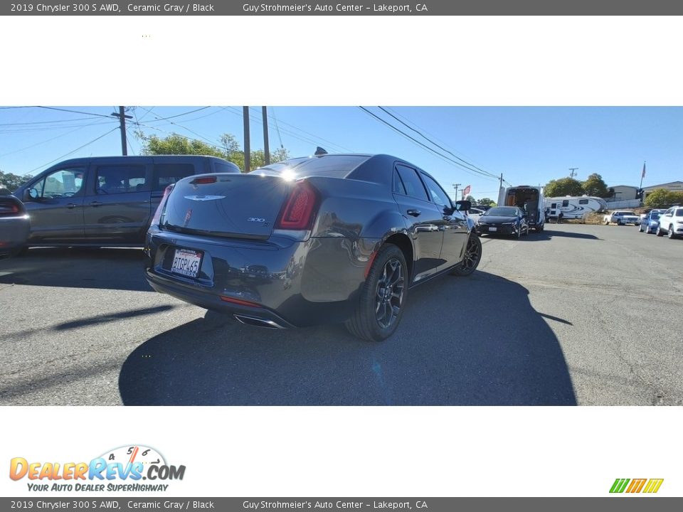 2019 Chrysler 300 S AWD Ceramic Gray / Black Photo #4