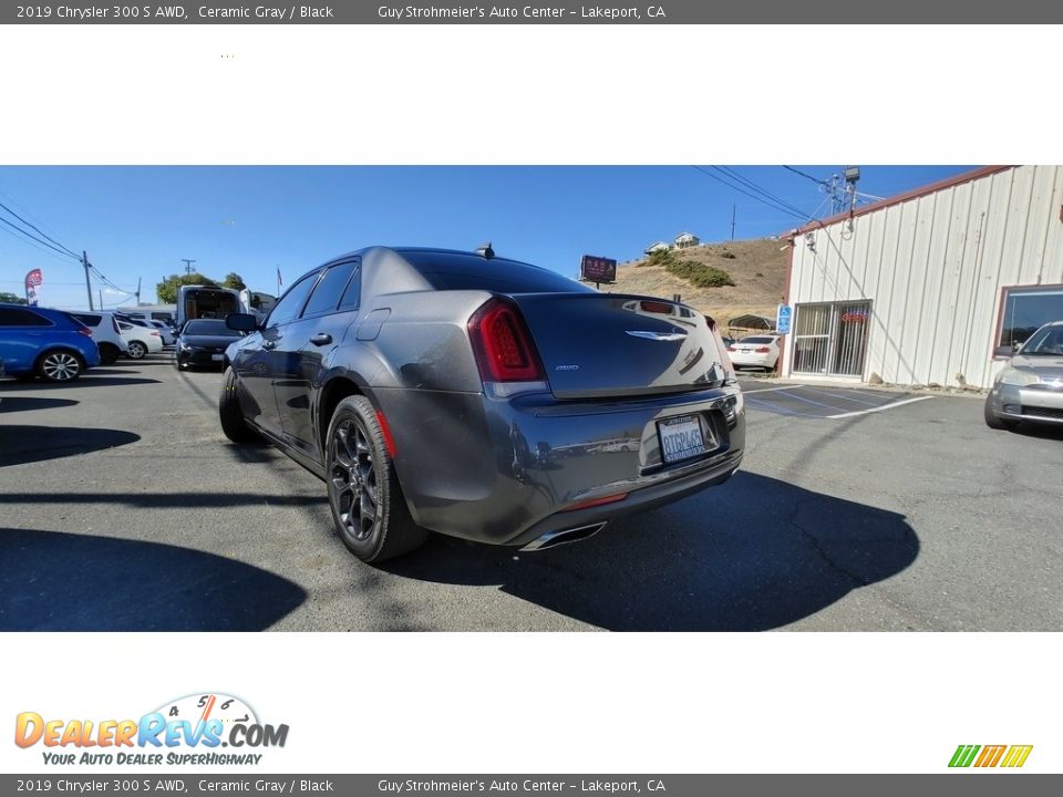 2019 Chrysler 300 S AWD Ceramic Gray / Black Photo #6