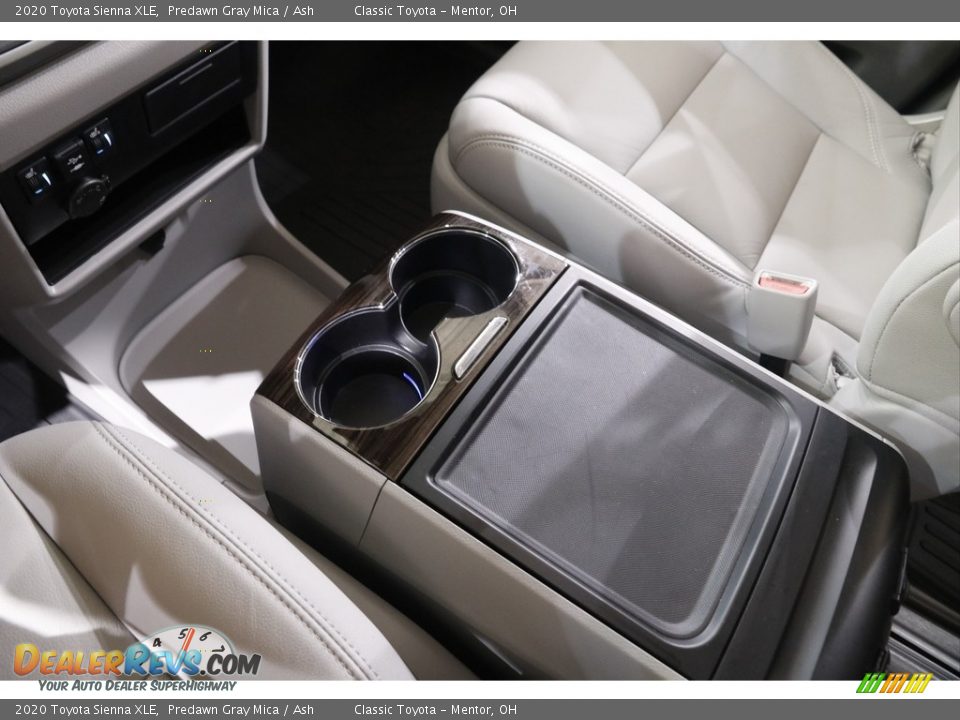 2020 Toyota Sienna XLE Predawn Gray Mica / Ash Photo #15