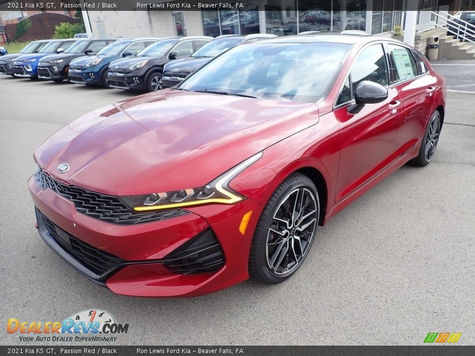 Front 3/4 View of 2021 Kia K5 GT Photo #5