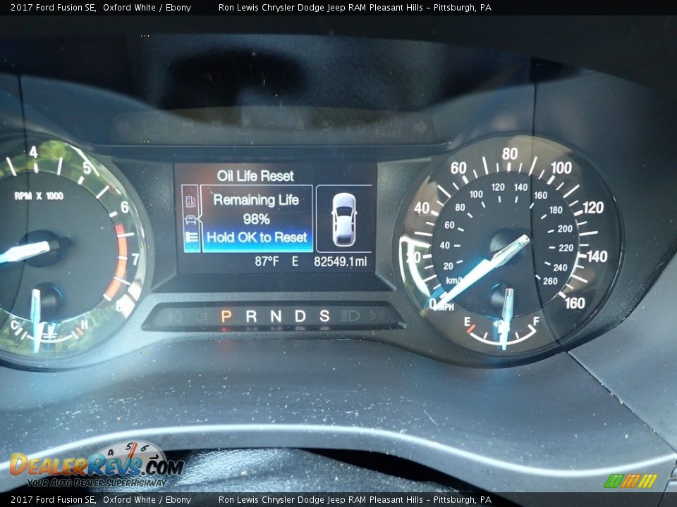 2017 Ford Fusion SE Oxford White / Ebony Photo #20