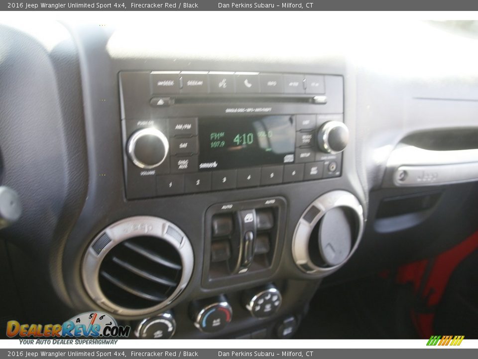2016 Jeep Wrangler Unlimited Sport 4x4 Firecracker Red / Black Photo #18