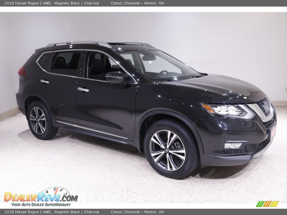 2018 Nissan Rogue S AWD Magnetic Black / Charcoal Photo #1