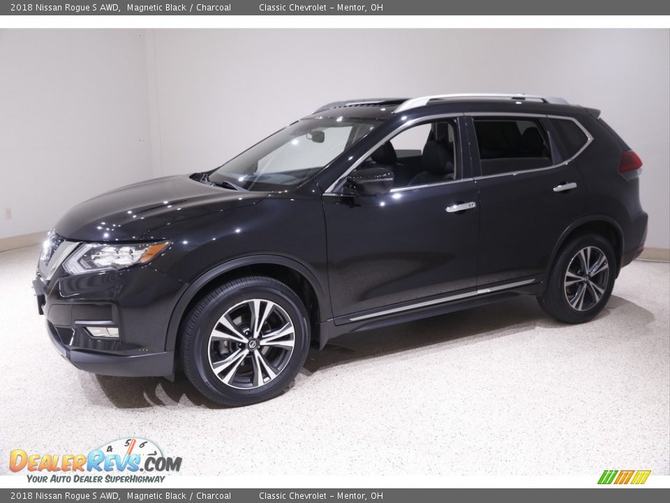 2018 Nissan Rogue S AWD Magnetic Black / Charcoal Photo #3