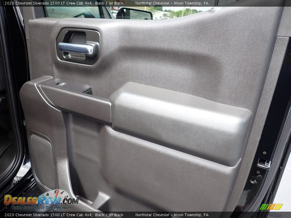 2020 Chevrolet Silverado 1500 LT Crew Cab 4x4 Black / Jet Black Photo #18