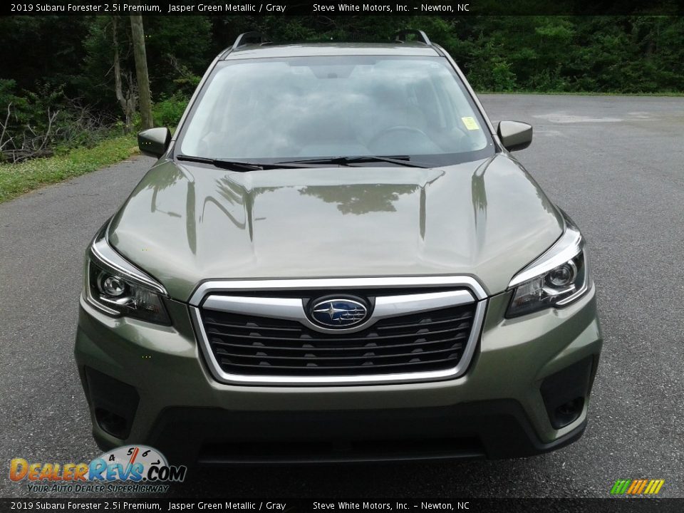 2019 Subaru Forester 2.5i Premium Jasper Green Metallic / Gray Photo #4