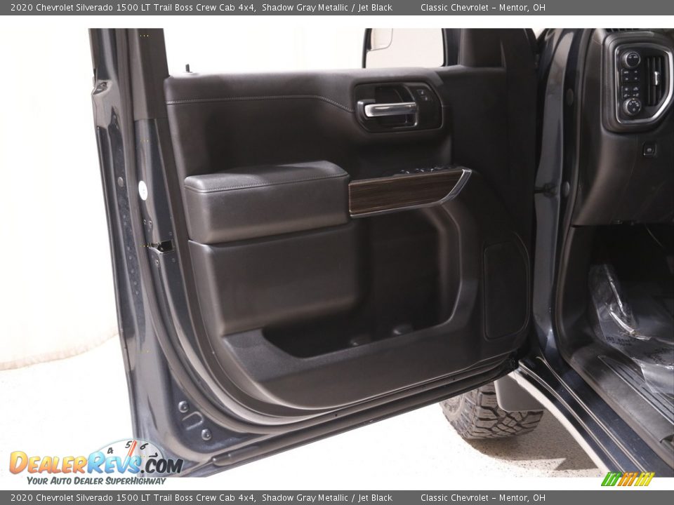 2020 Chevrolet Silverado 1500 LT Trail Boss Crew Cab 4x4 Shadow Gray Metallic / Jet Black Photo #4