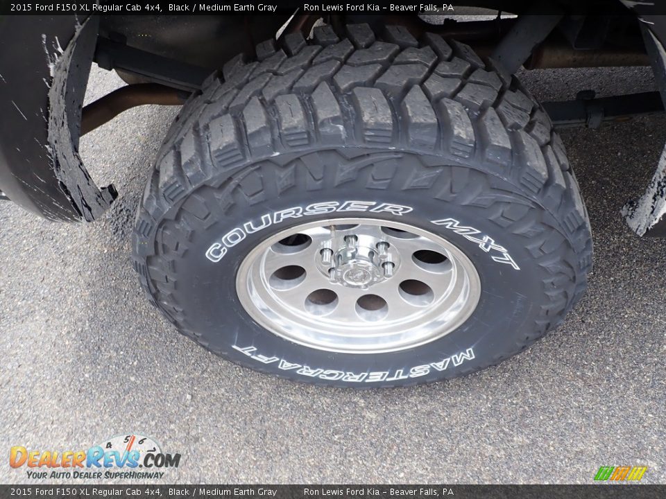 2015 Ford F150 XL Regular Cab 4x4 Black / Medium Earth Gray Photo #10
