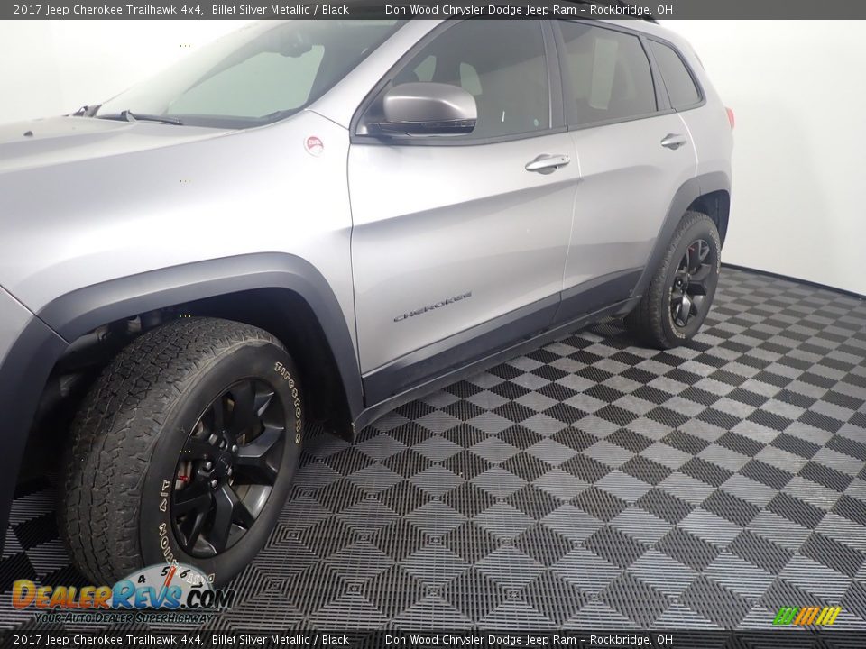 2017 Jeep Cherokee Trailhawk 4x4 Billet Silver Metallic / Black Photo #11