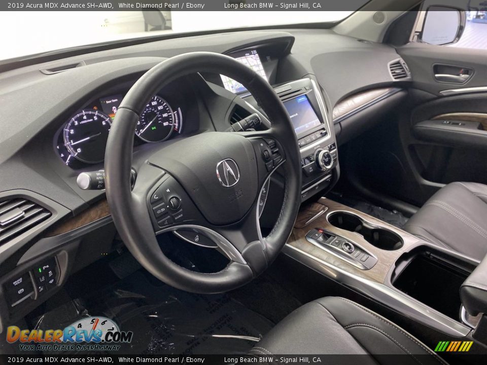 Dashboard of 2019 Acura MDX Advance SH-AWD Photo #16