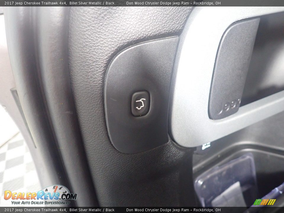 2017 Jeep Cherokee Trailhawk 4x4 Billet Silver Metallic / Black Photo #17