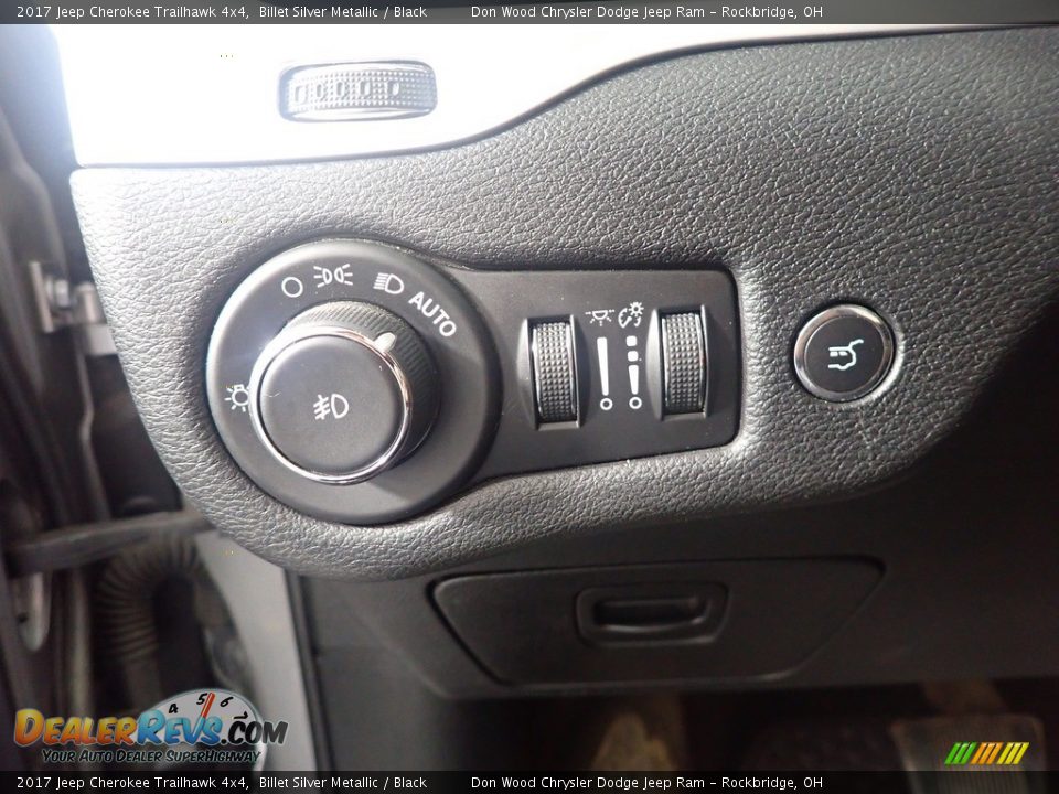 2017 Jeep Cherokee Trailhawk 4x4 Billet Silver Metallic / Black Photo #33
